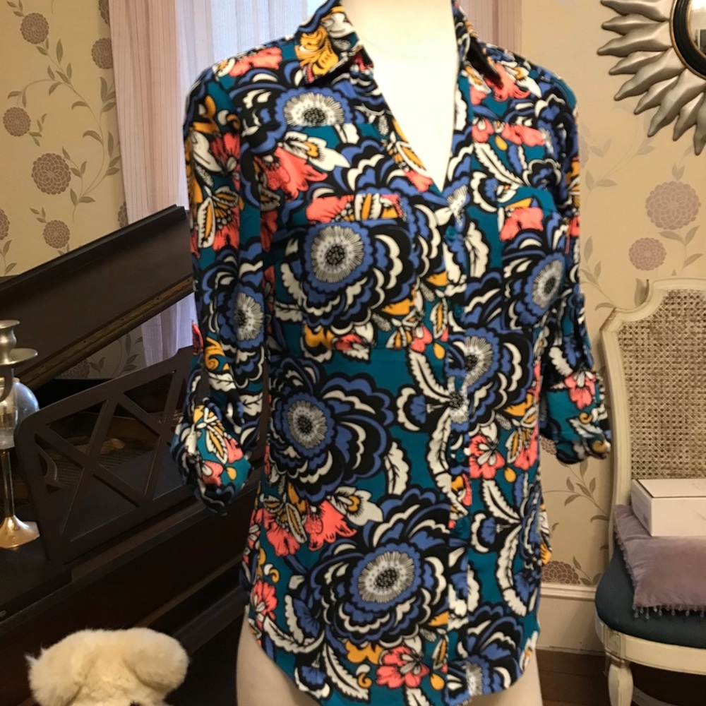 Express shirt XS. Nice used condition